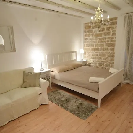 Rossella 4 Rovinj