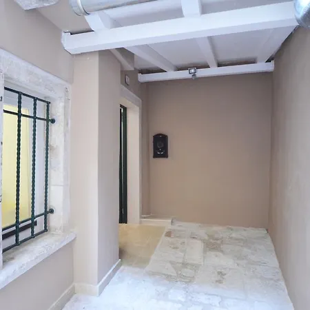 Apartment Rossella 4 *