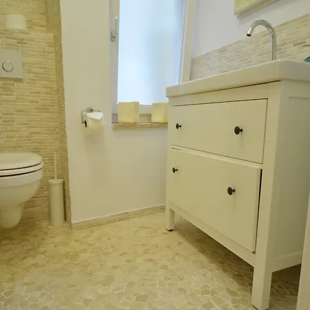 Rossella 4 Apartment